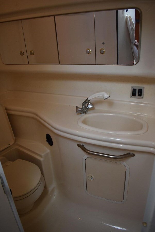 2004-sea-ray-34-ecabcf