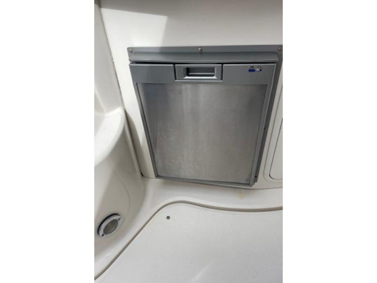 2004-sea-ray-35-6-f61e48