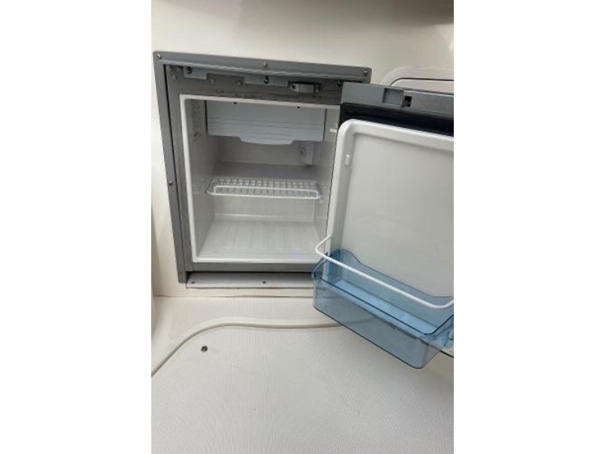 2004-sea-ray-35-6-f61e48