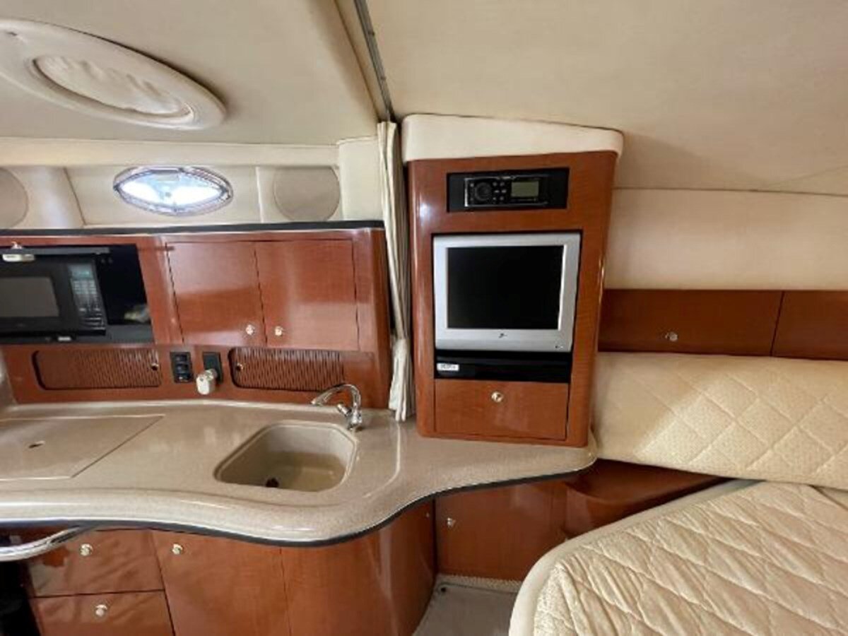 2004-sea-ray-35-6-f61e48