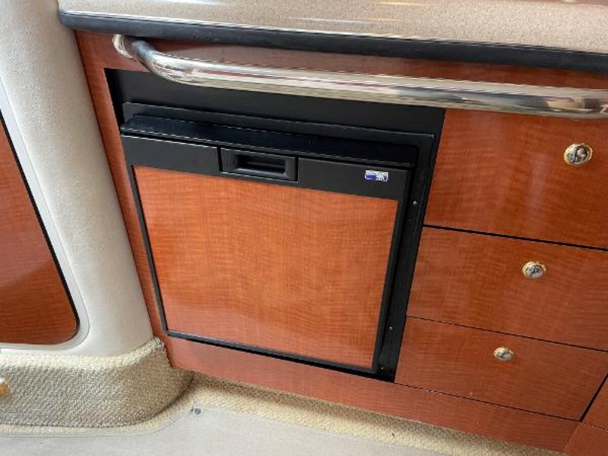 2004-sea-ray-35-6-f61e48