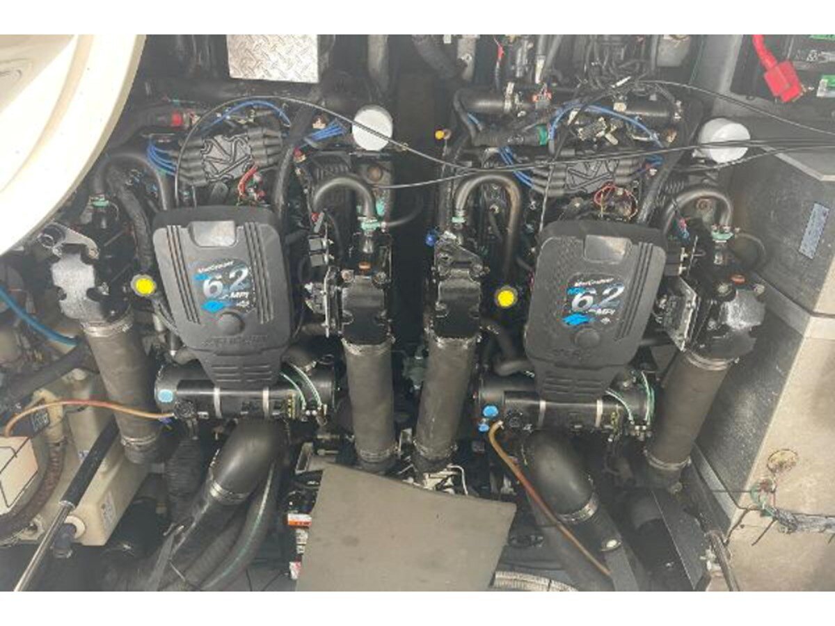 2004-sea-ray-35-6-f61e48