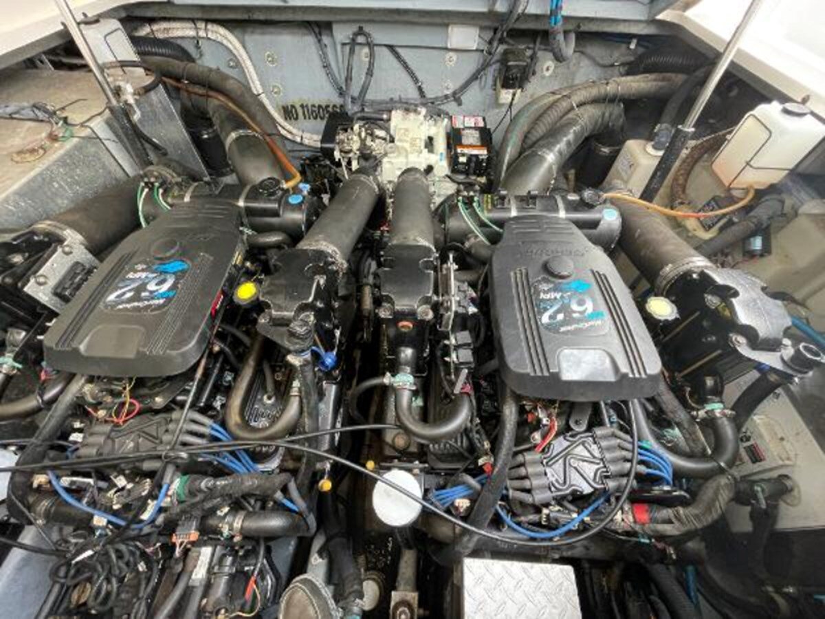 2004-sea-ray-35-6-f61e48