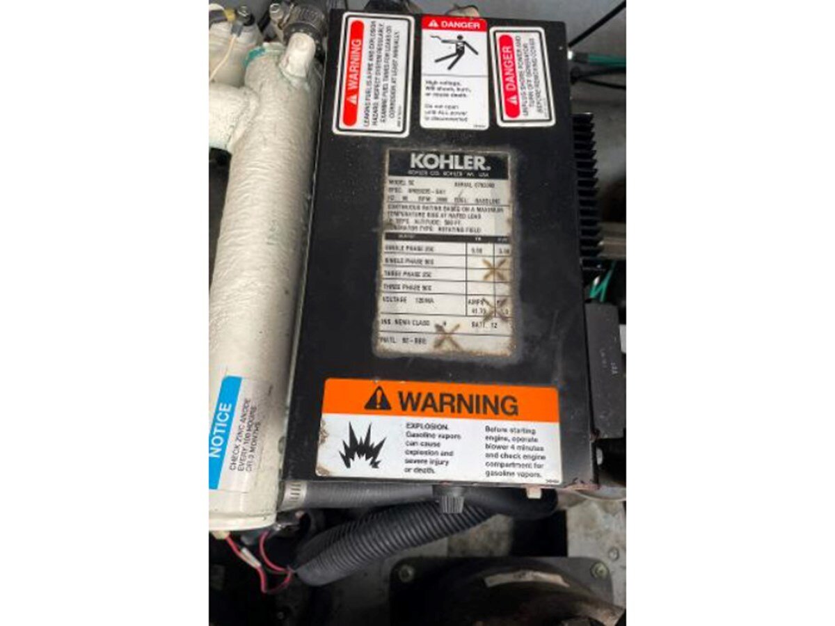 2004-sea-ray-35-6-f61e48