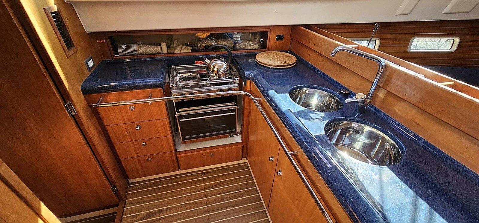 2004-southerly-35-6-3341f3