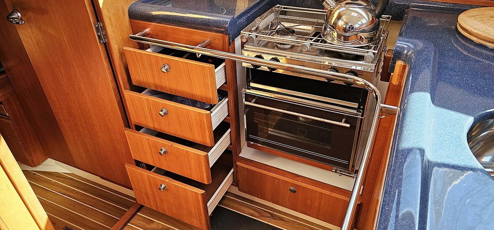 2004-southerly-35-6-3341f3