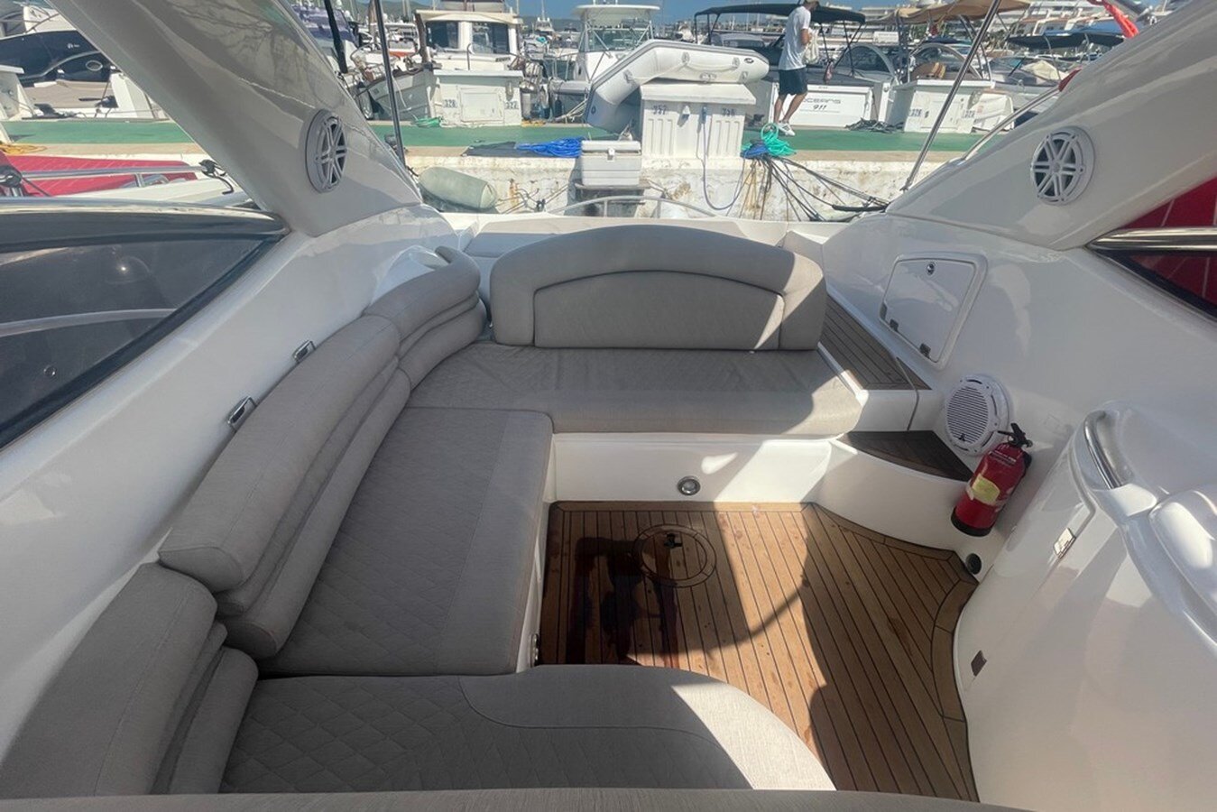 2004-sunseeker-39-9-88e6d6