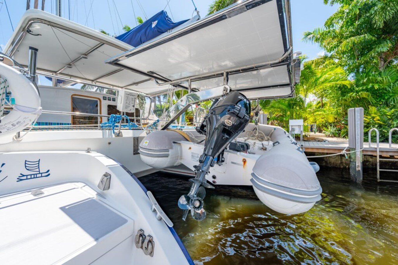 2004-switch-catamarans-51-3dc047