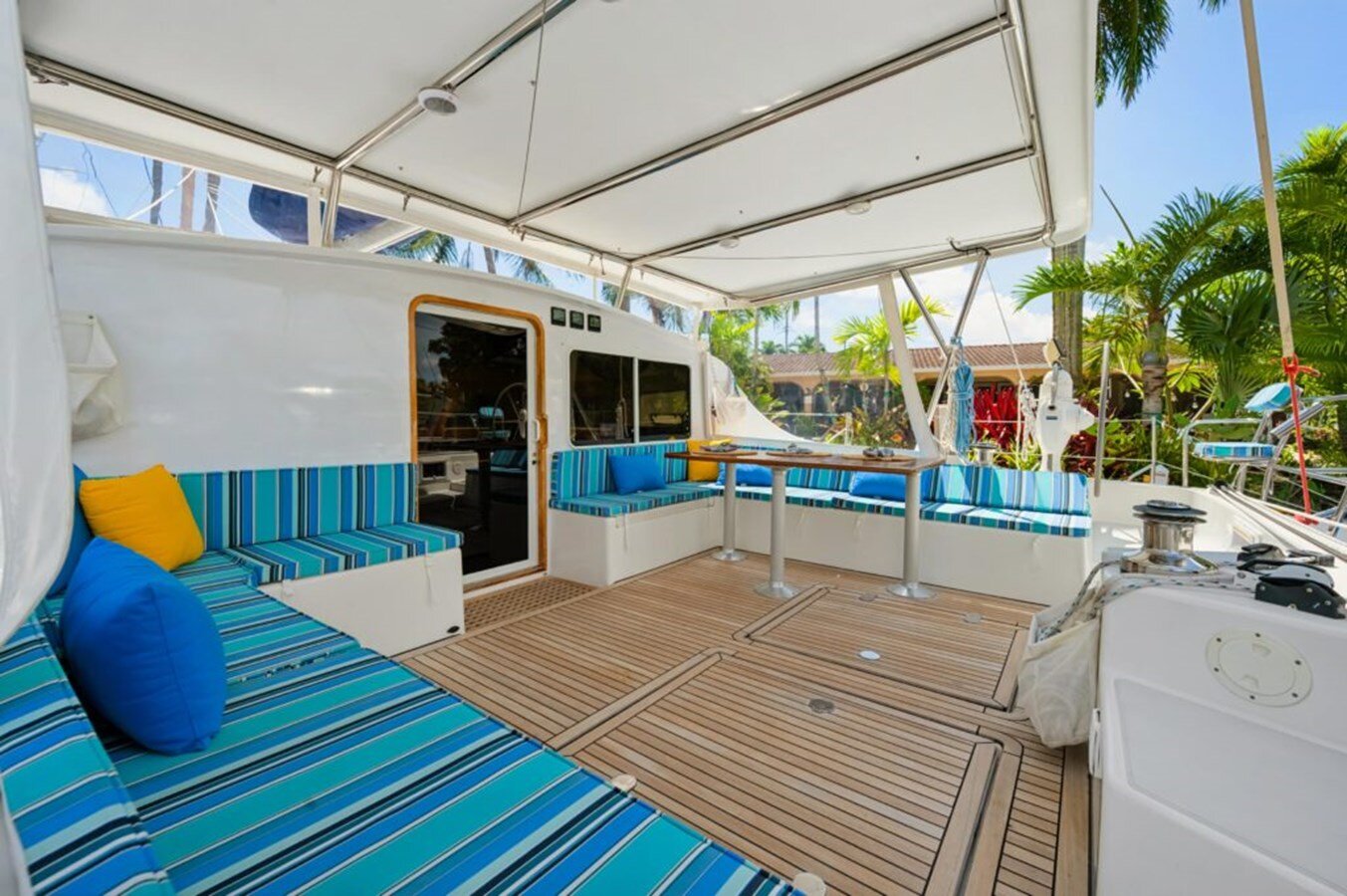 2004-switch-catamarans-51-3dc047