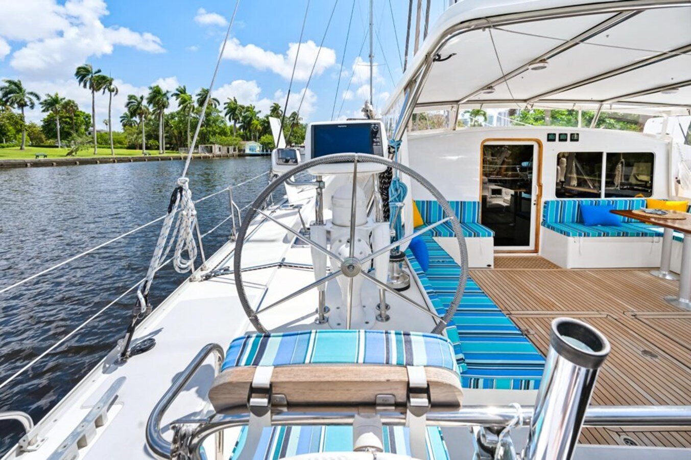 2004-switch-catamarans-51-3dc047