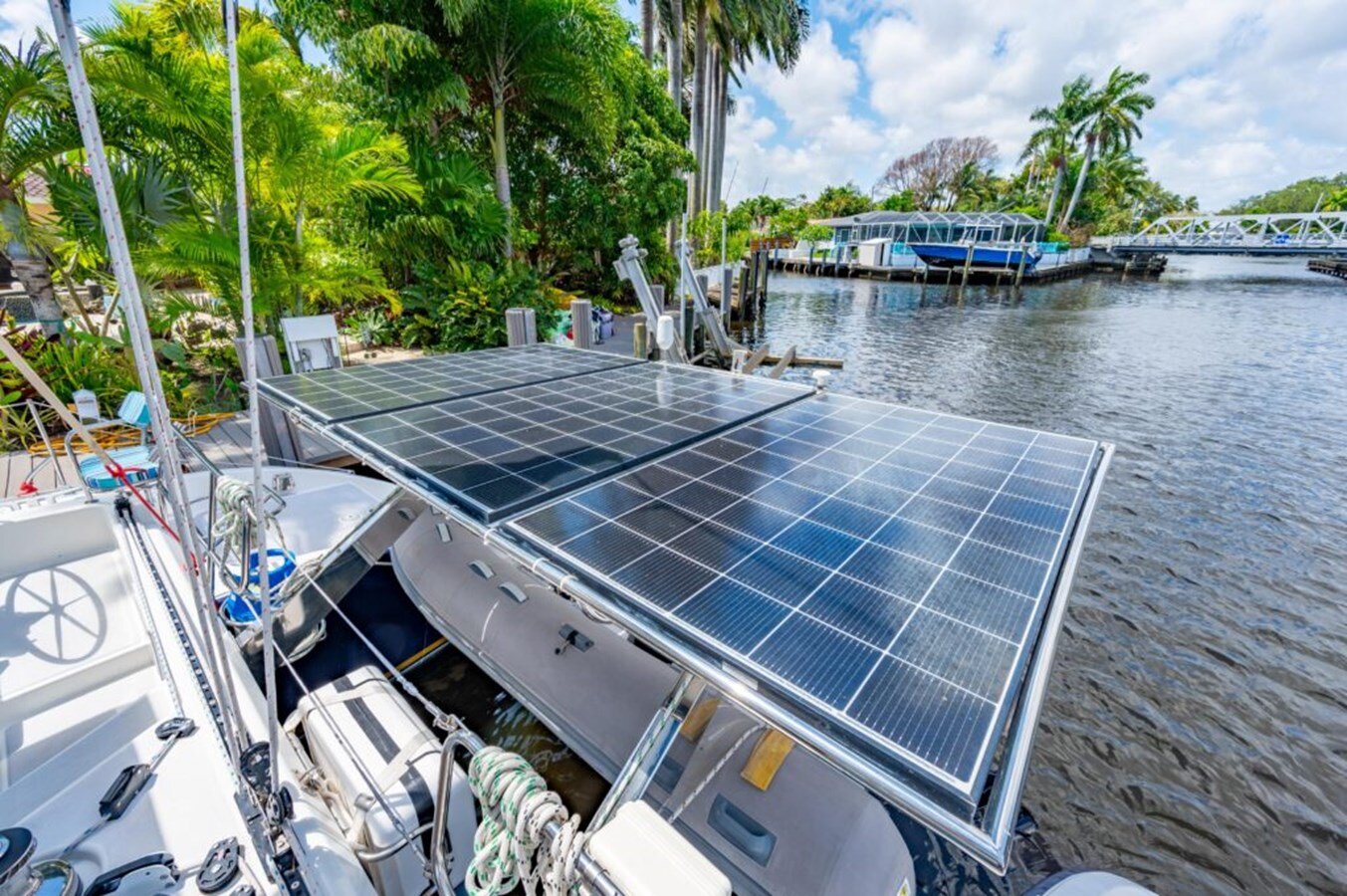 2004-switch-catamarans-51-3dc047