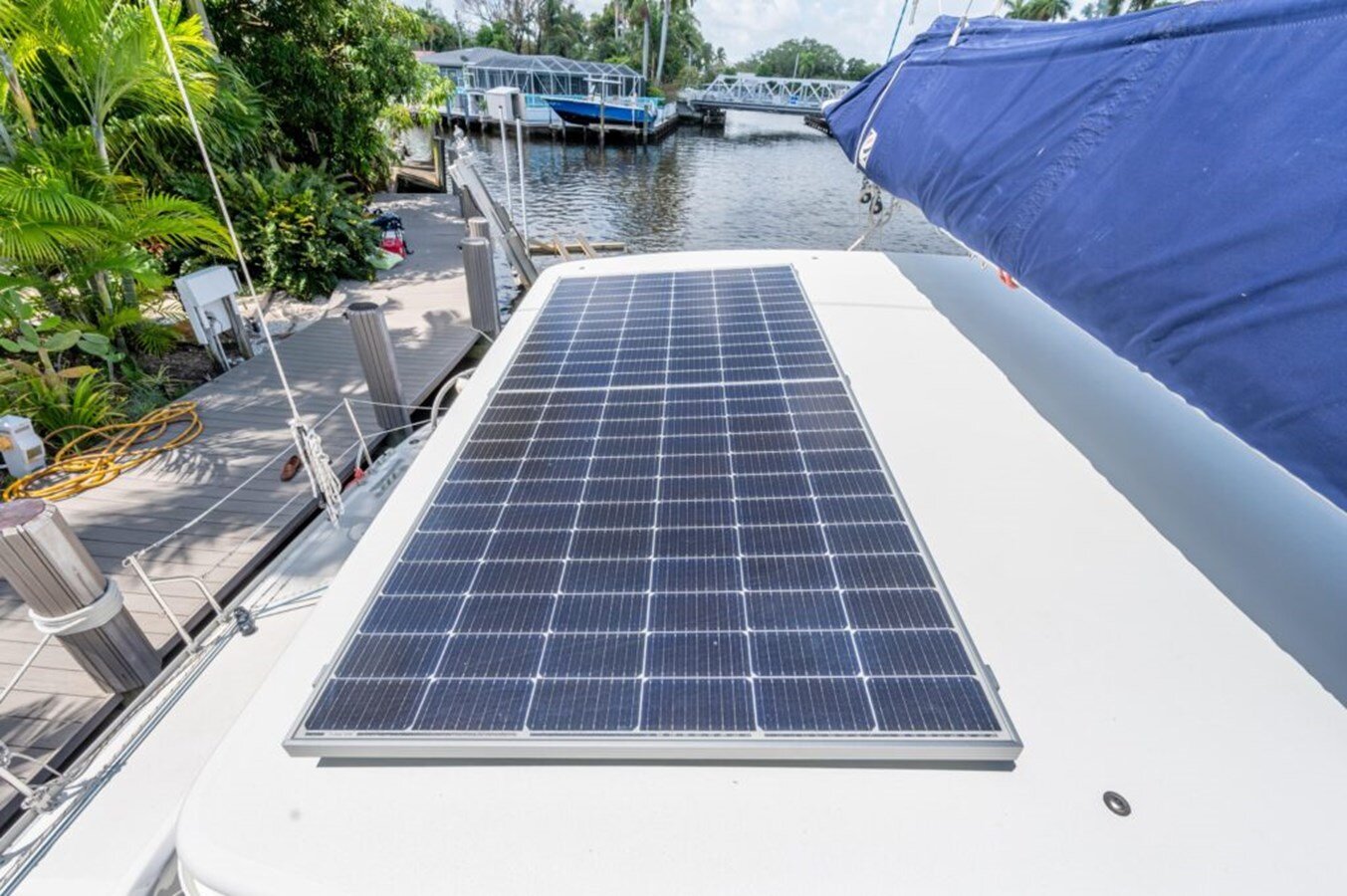 2004-switch-catamarans-51-3dc047