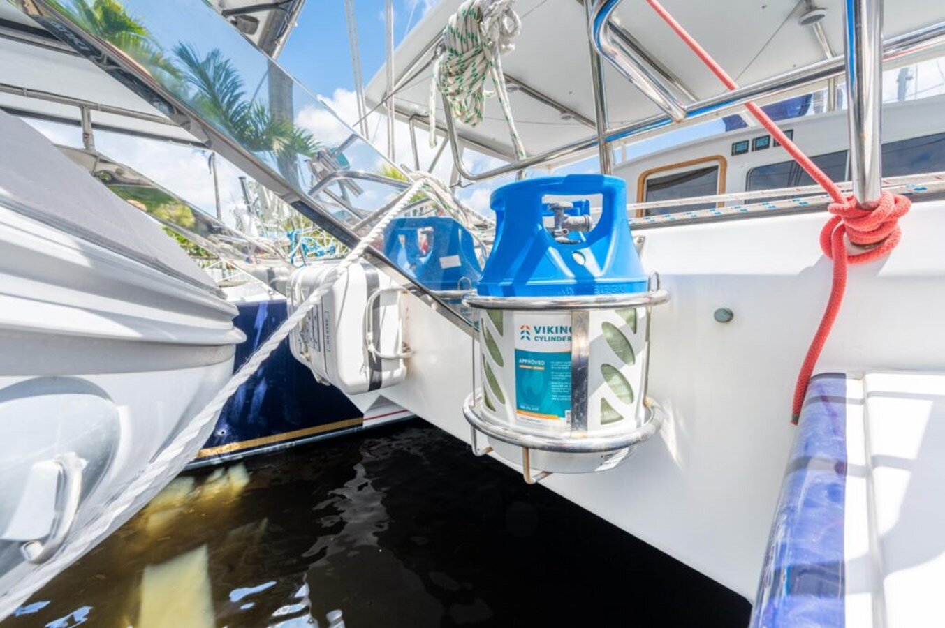 2004-switch-catamarans-51-3dc047