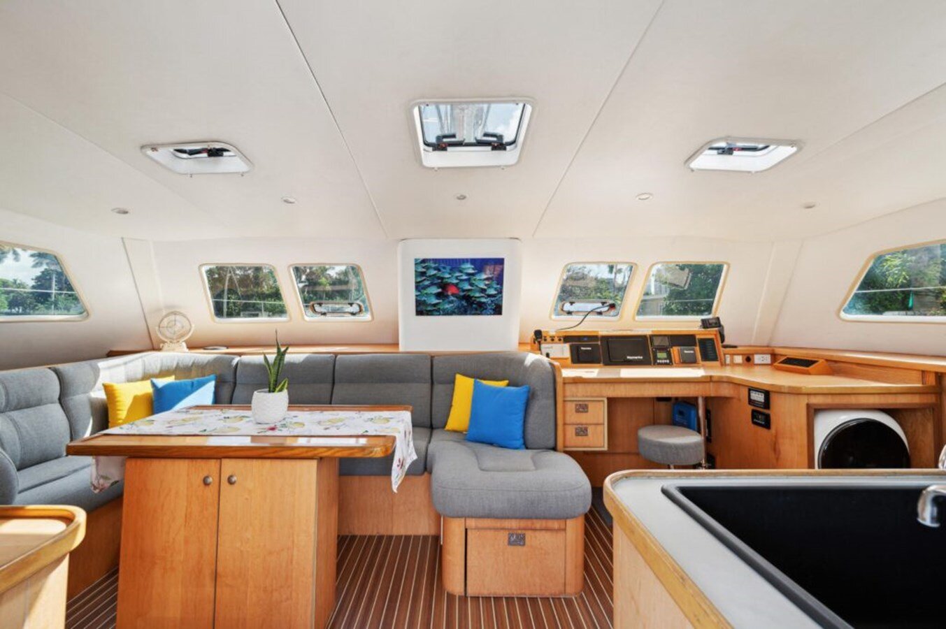 2004-switch-catamarans-51-3dc047