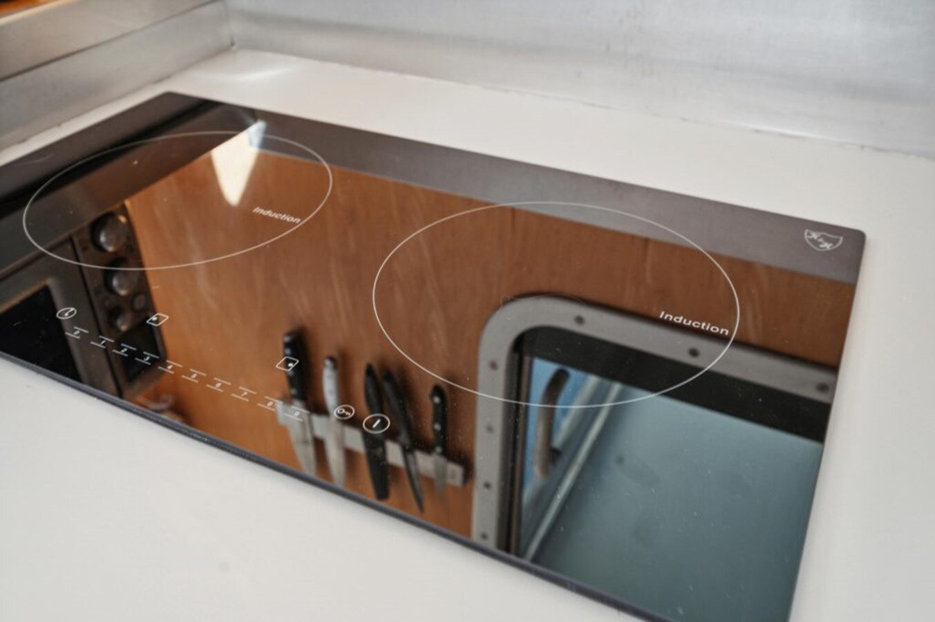 2004-switch-catamarans-51-3dc047