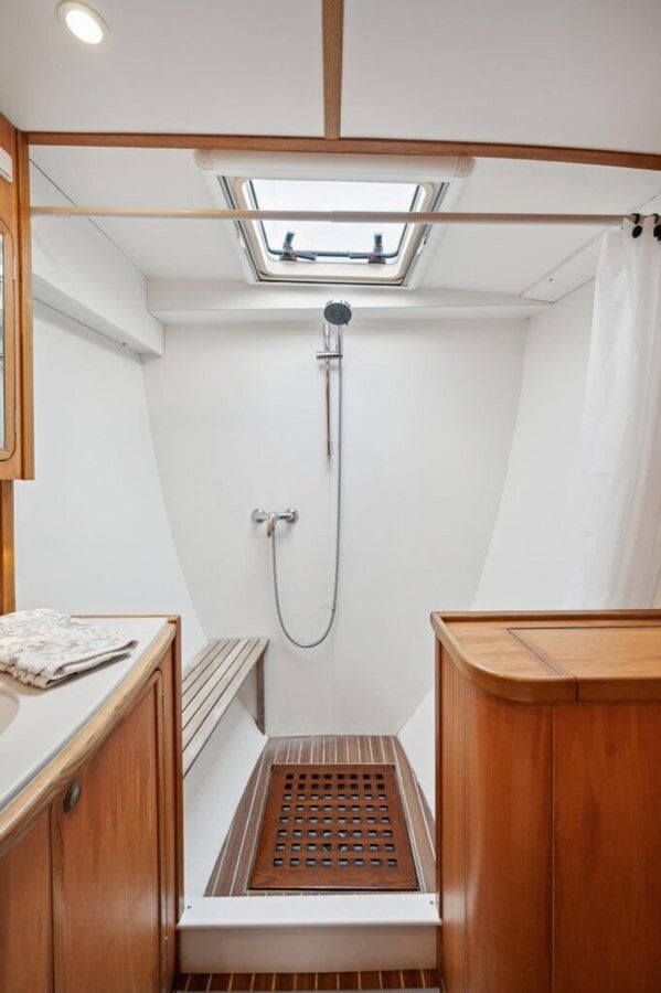 2004-switch-catamarans-51-3dc047