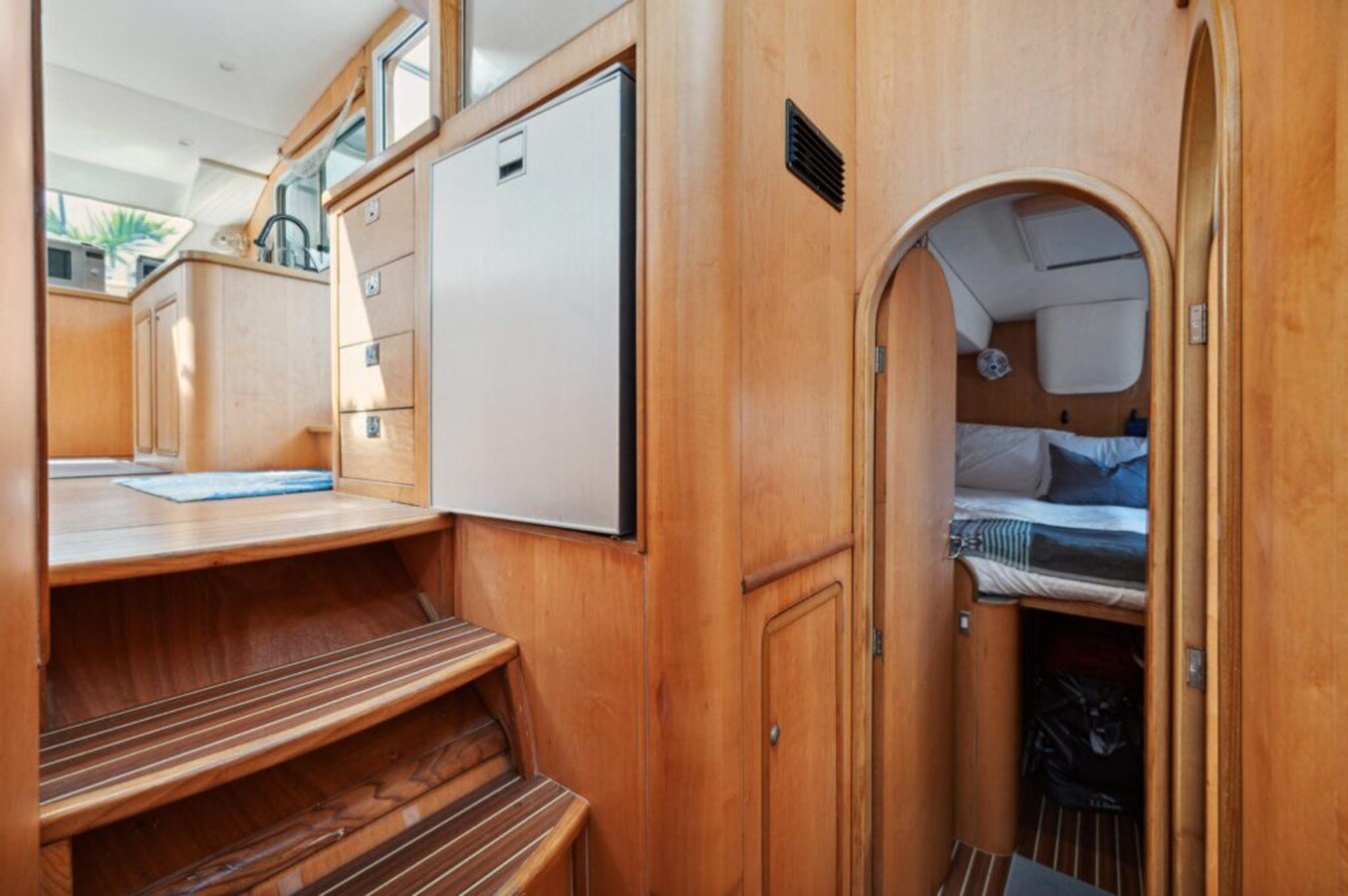 2004-switch-catamarans-51-3dc047