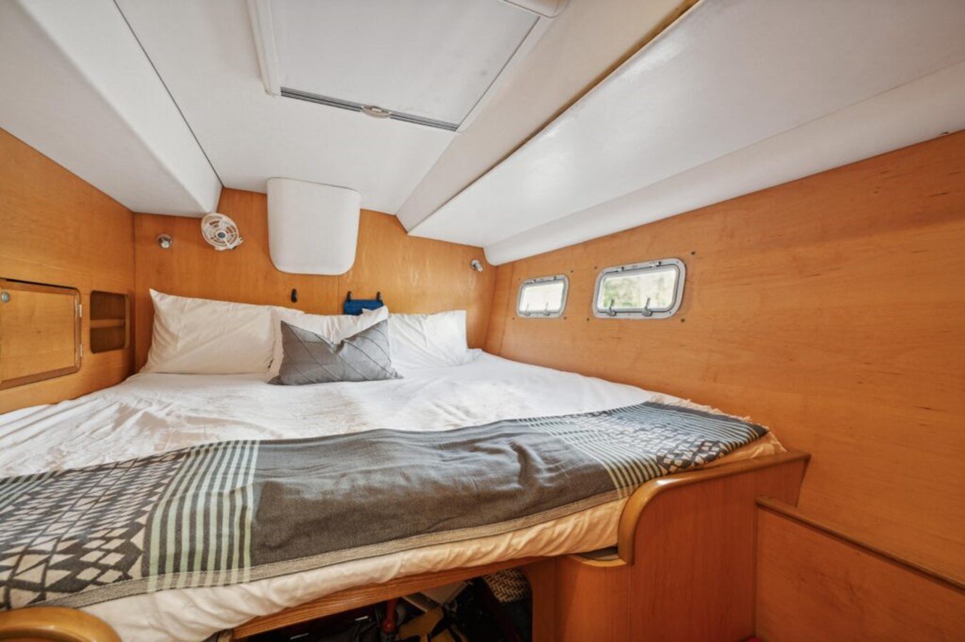 2004-switch-catamarans-51-3dc047