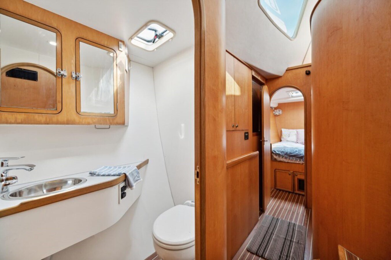 2004-switch-catamarans-51-3dc047