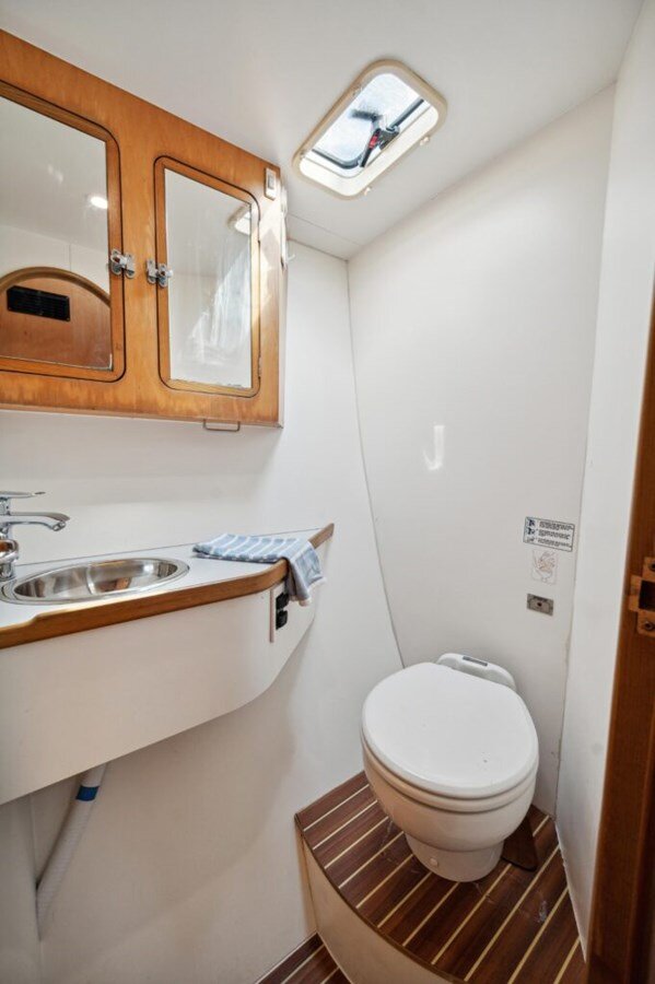 2004-switch-catamarans-51-3dc047