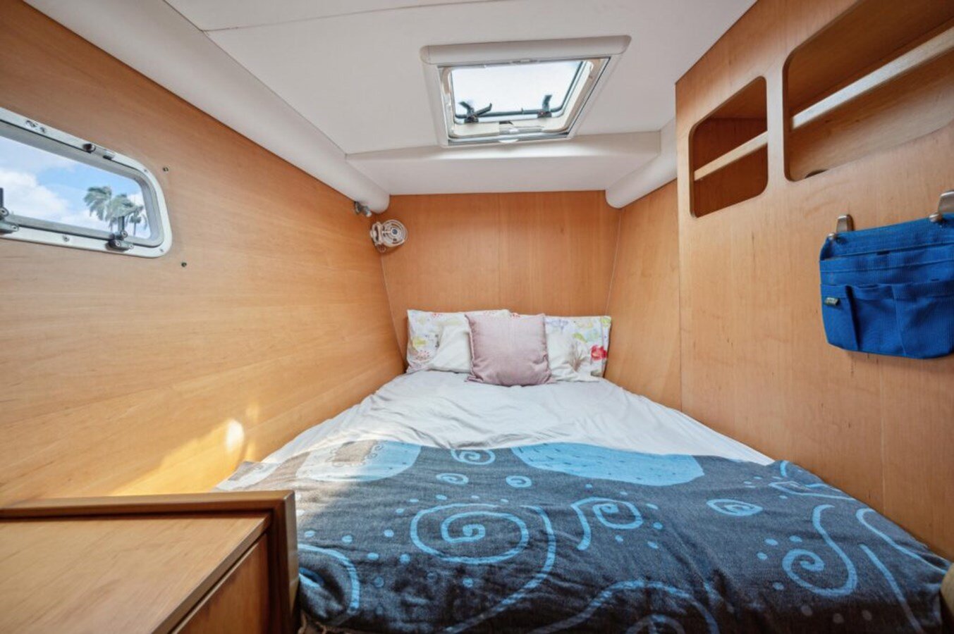 2004-switch-catamarans-51-3dc047