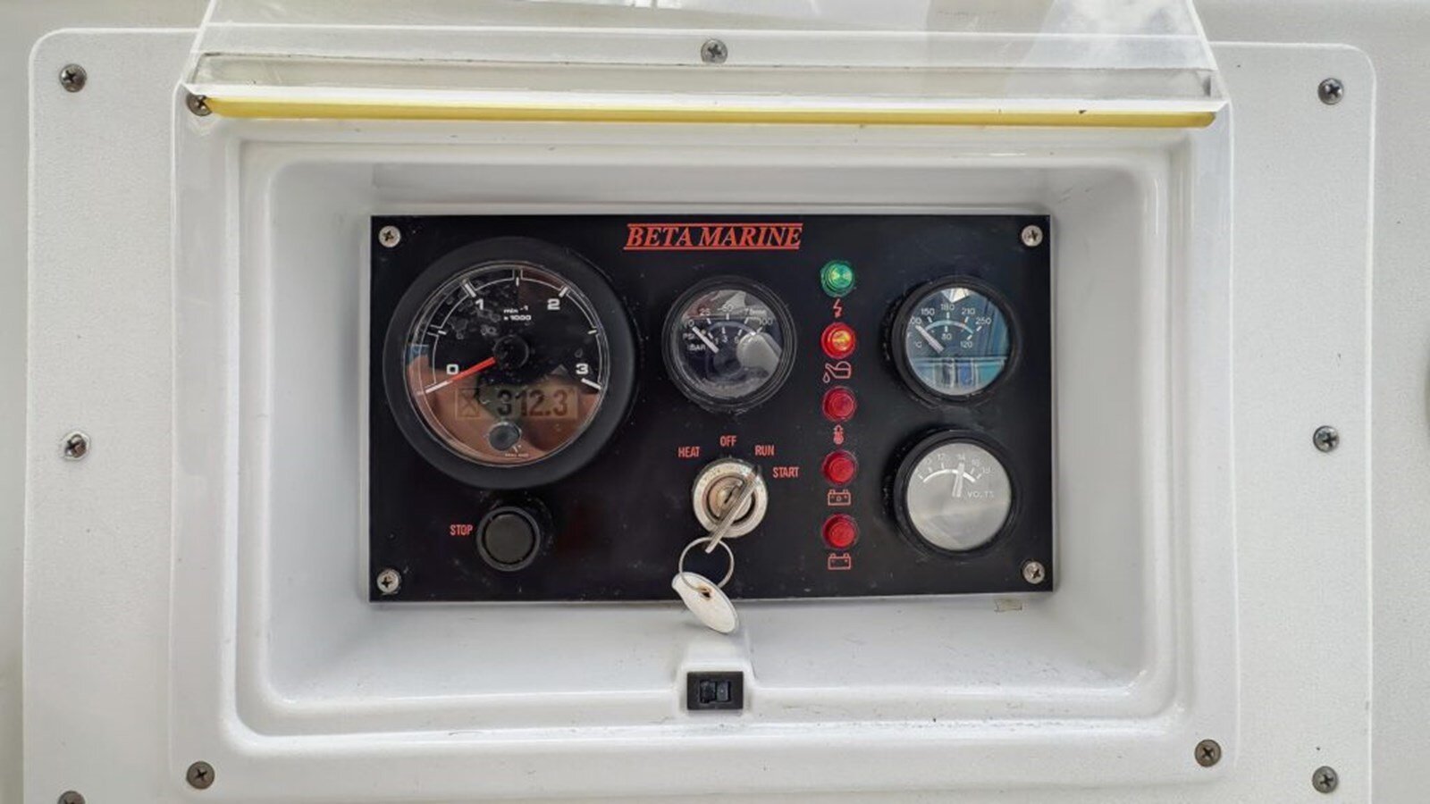 2004-switch-catamarans-51-3dc047