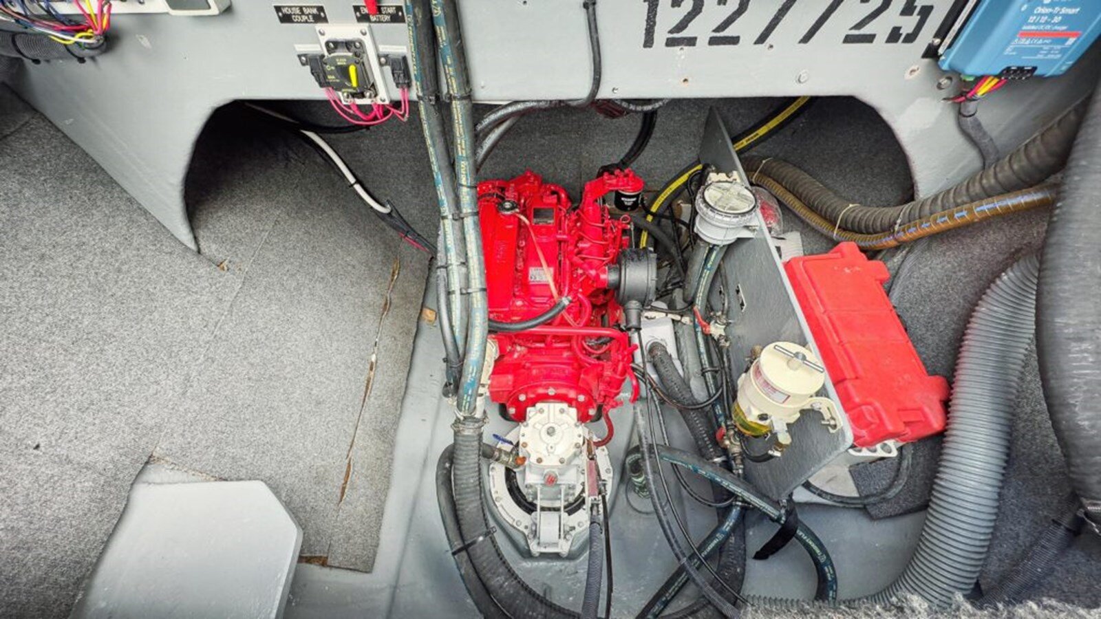 2004-switch-catamarans-51-3dc047