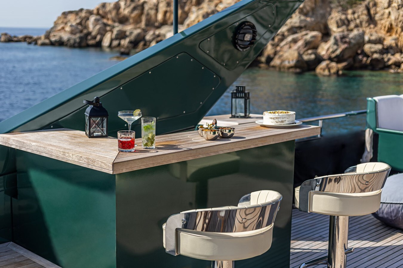 2004 TECNOMAR 116' 10