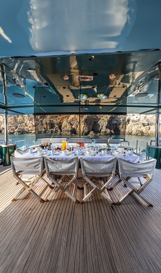 2004 TECNOMAR 116' 10