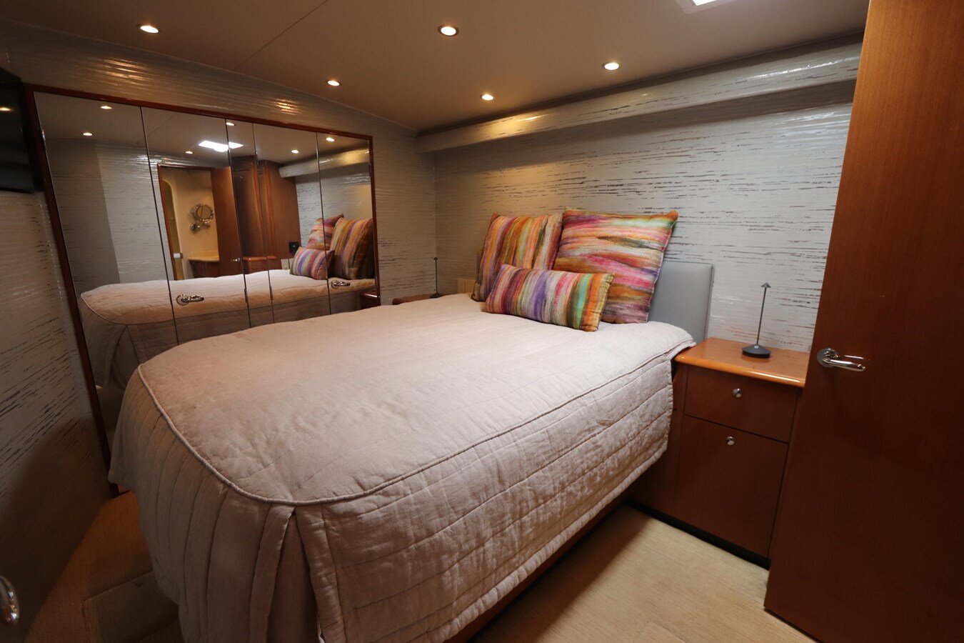 2004-viking-56-0d1f6d