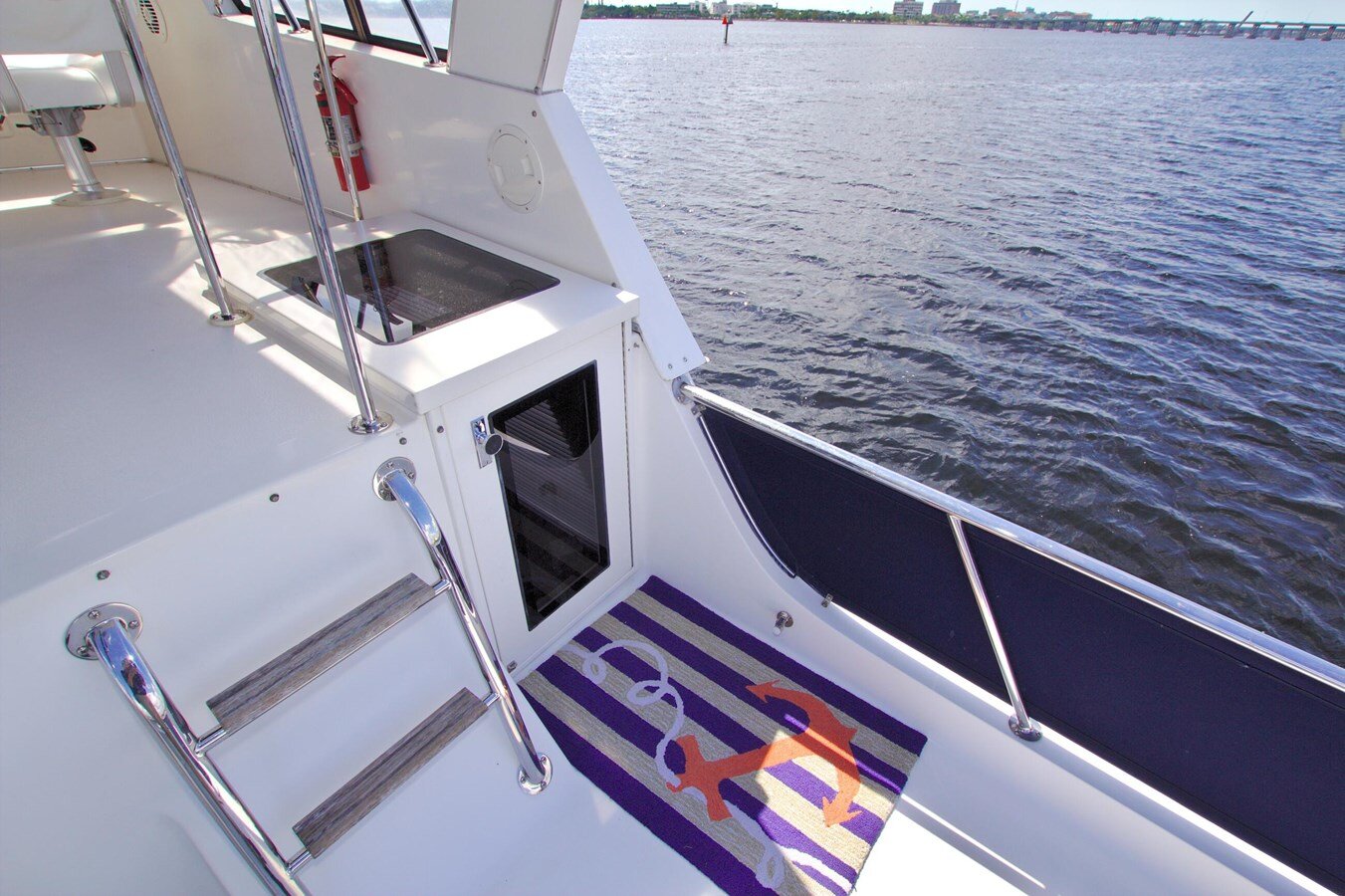 2004-west-coast-custom-yachts-46-668070