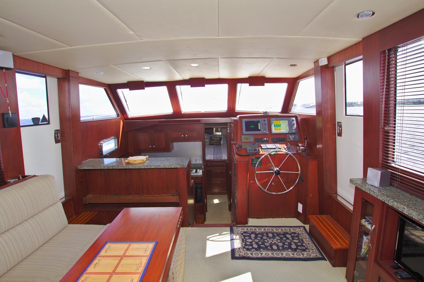 2004-west-coast-custom-yachts-46-668070