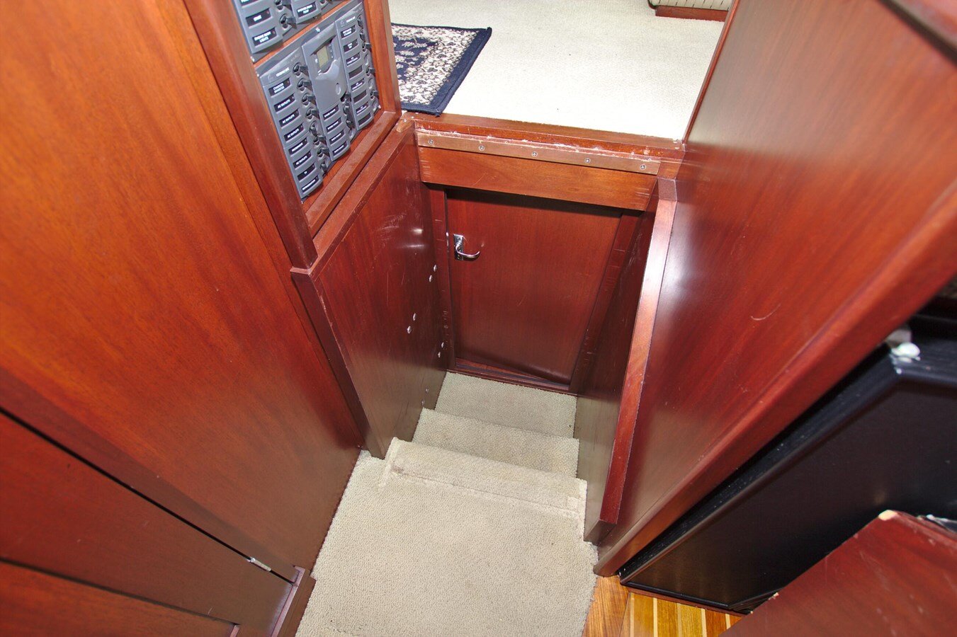 2004-west-coast-custom-yachts-46-668070