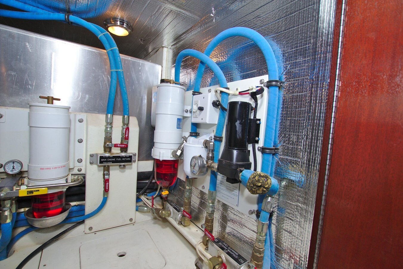 2004-west-coast-custom-yachts-46-668070