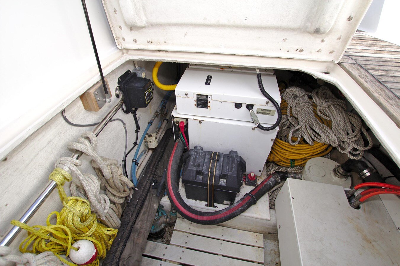 2004-west-coast-custom-yachts-46-668070