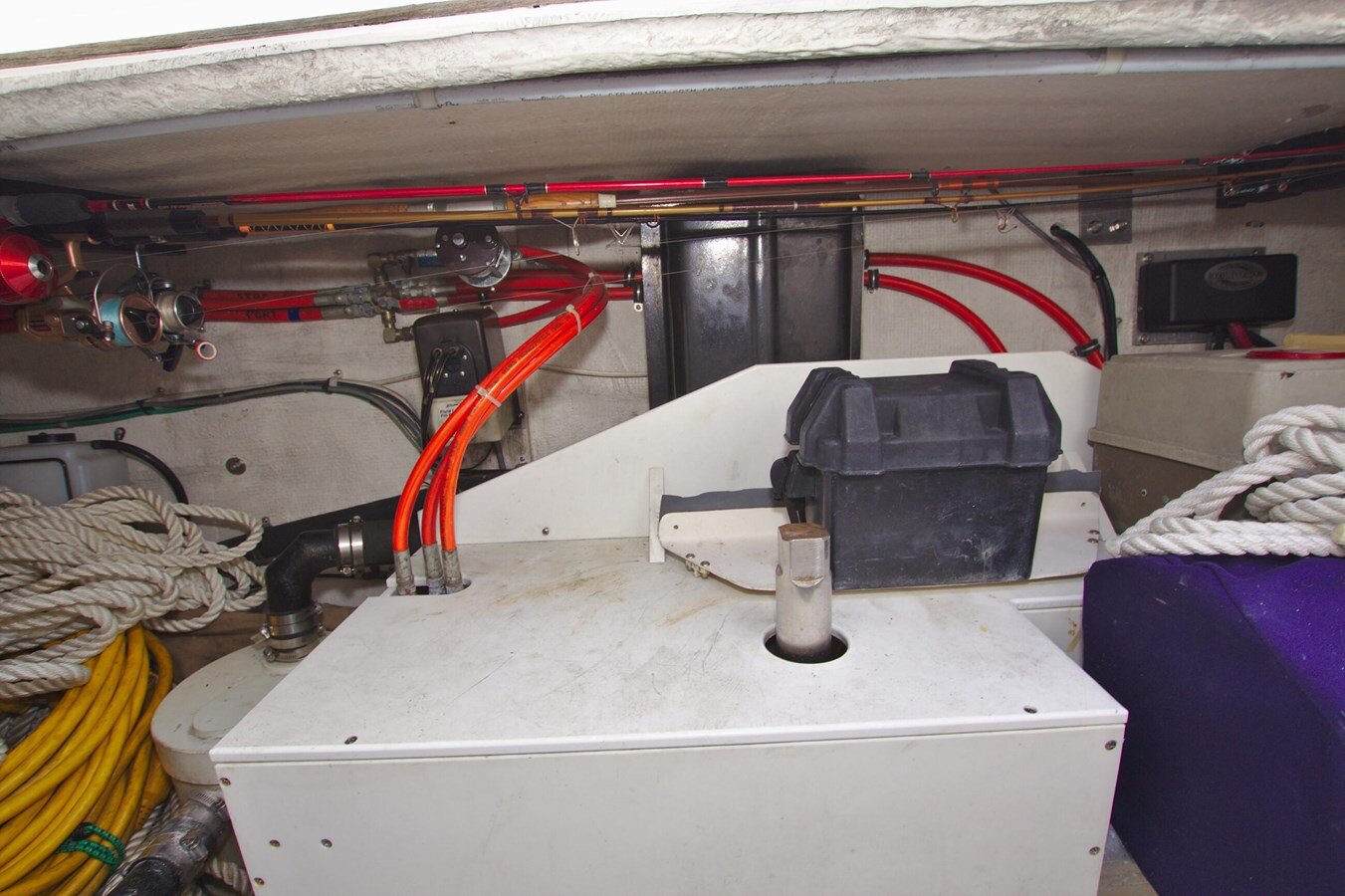 2004-west-coast-custom-yachts-46-668070