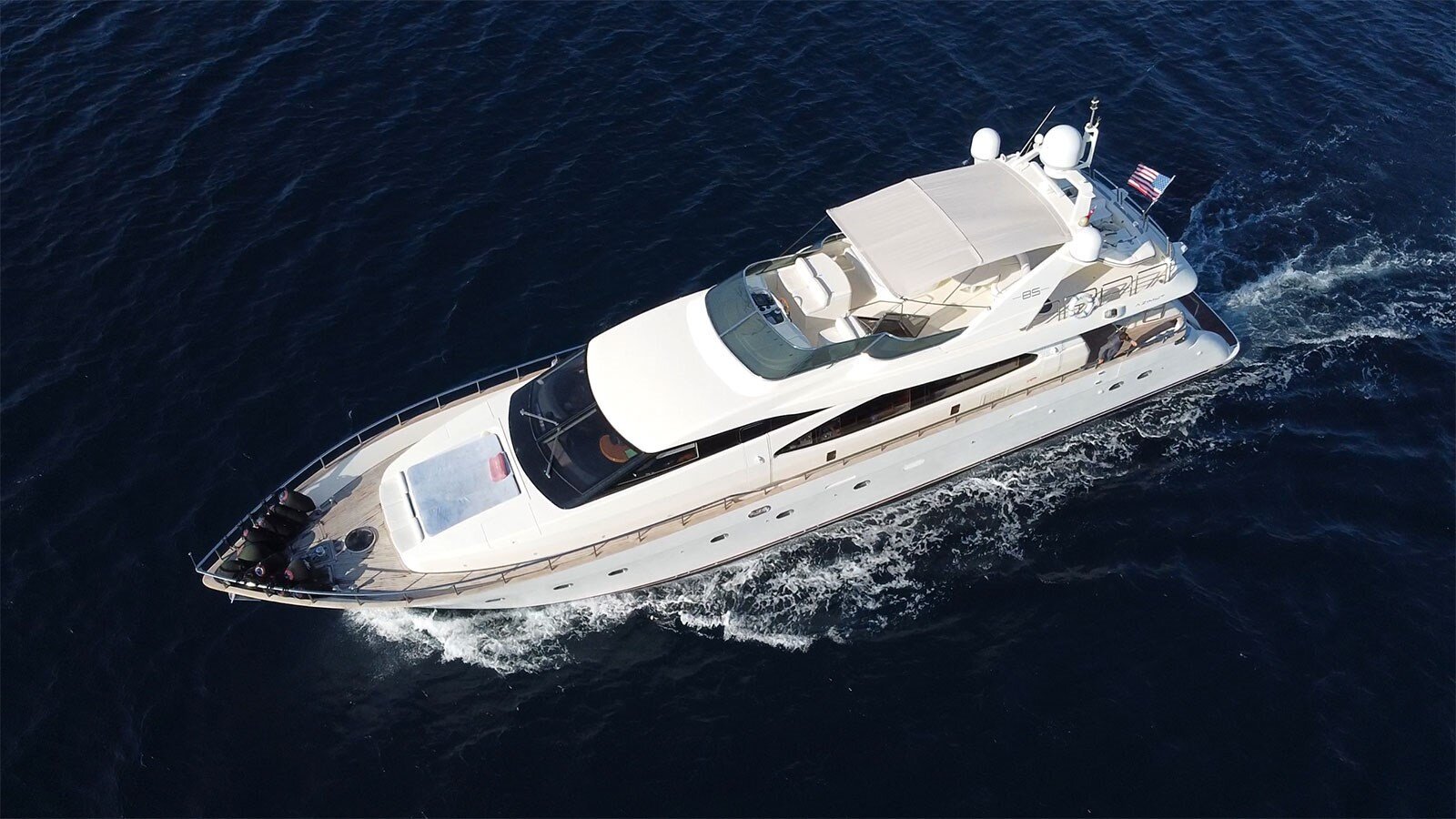 2005-azimut-yachts-86-2-e52dae