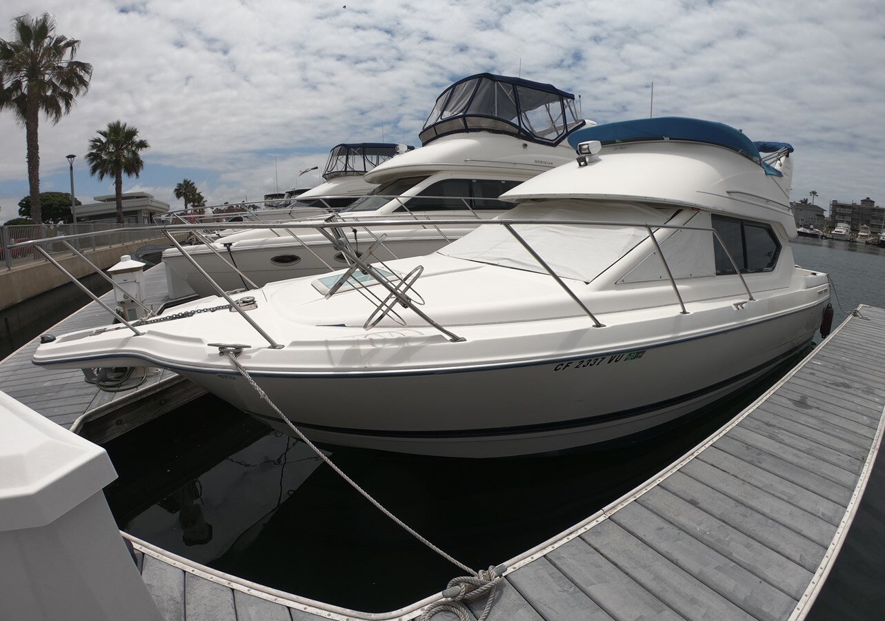 2005-bayliner-30-0958a2