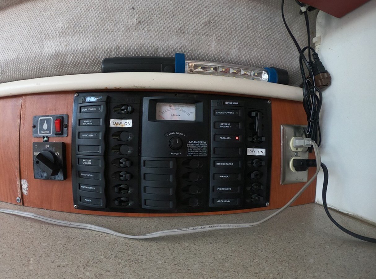 2005-bayliner-30-0958a2