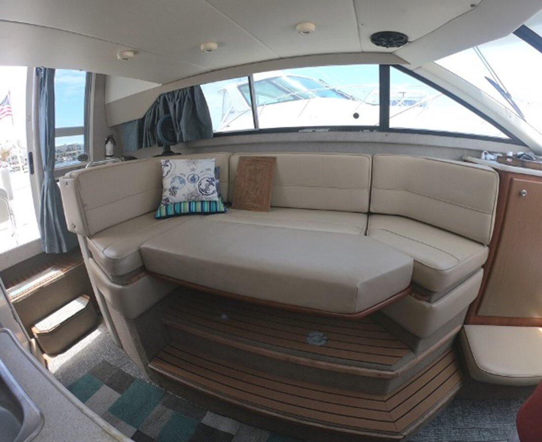 2005-bayliner-30-0958a2