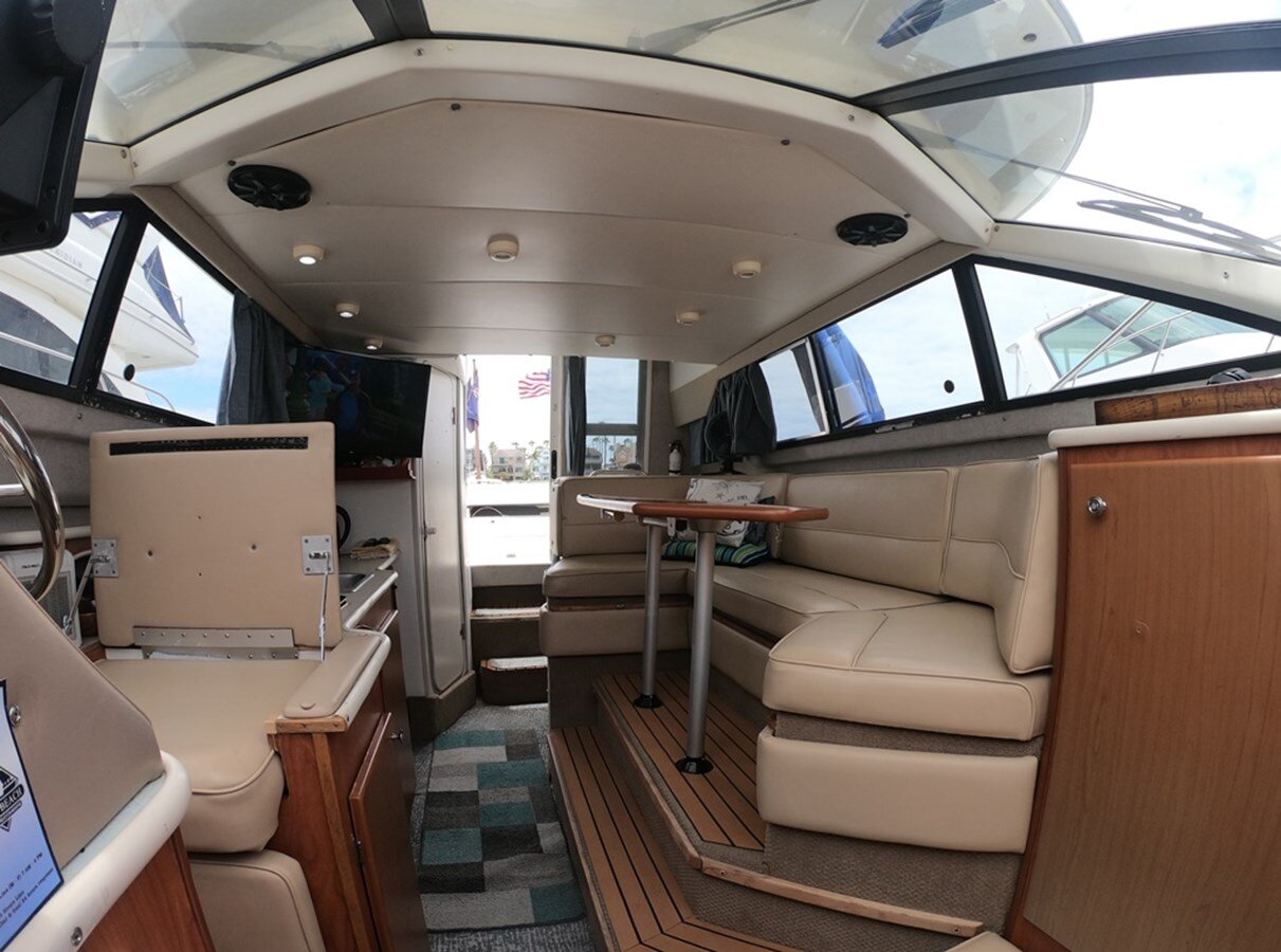 2005-bayliner-30-0958a2