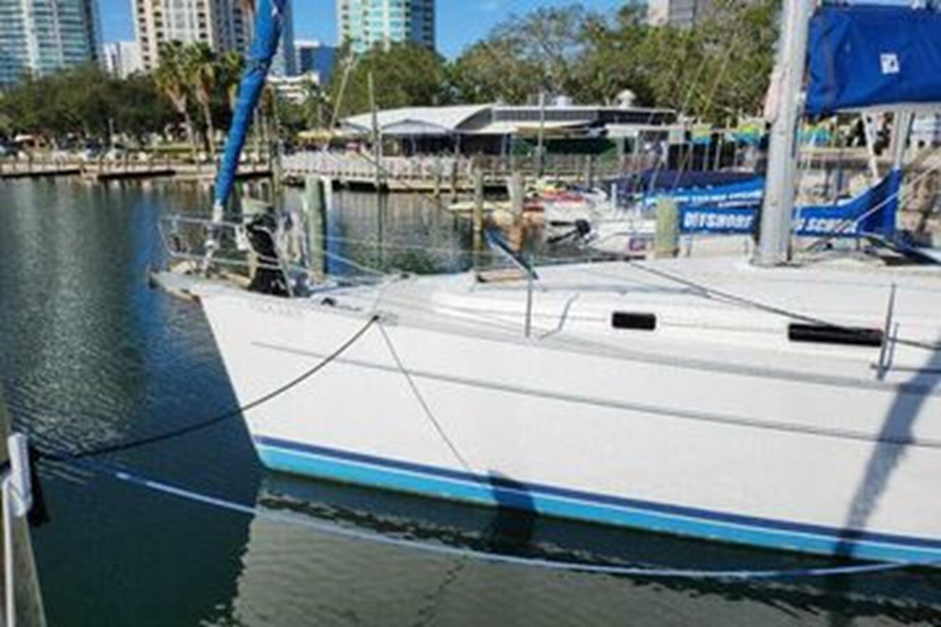 2005-beneteau-43-429bc9