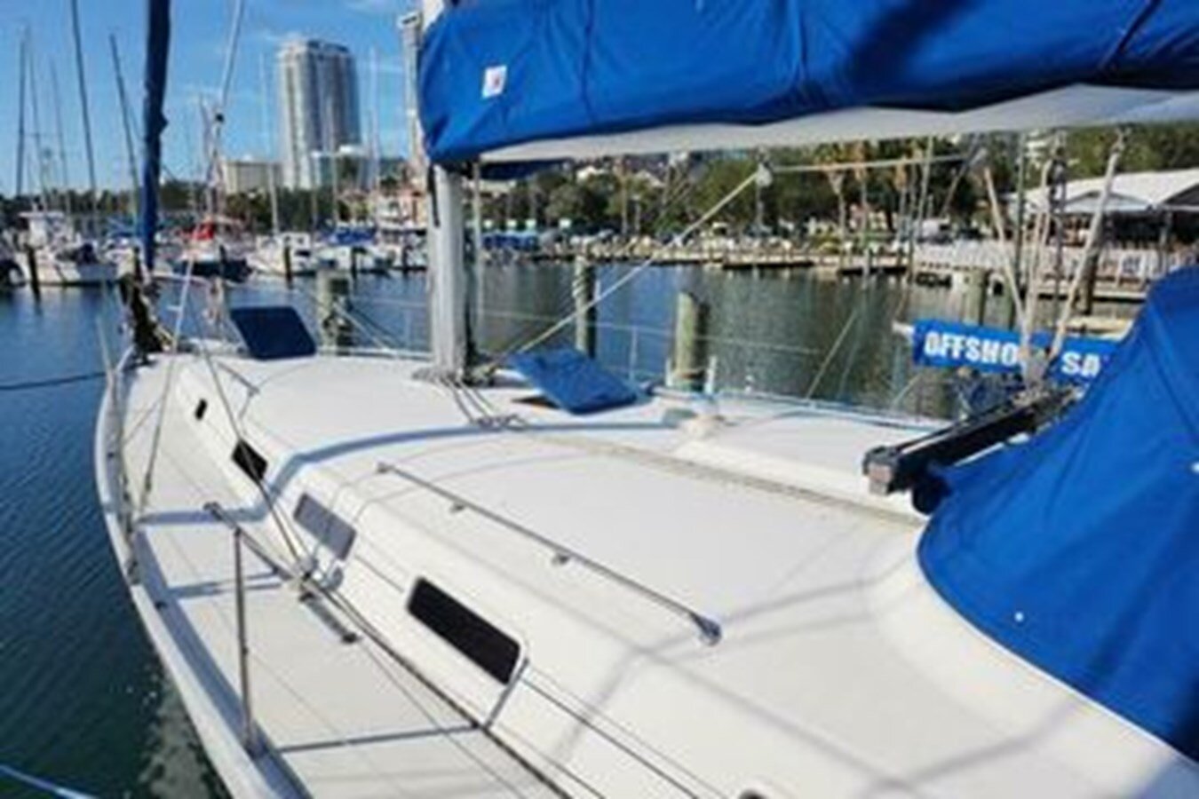 2005-beneteau-43-429bc9