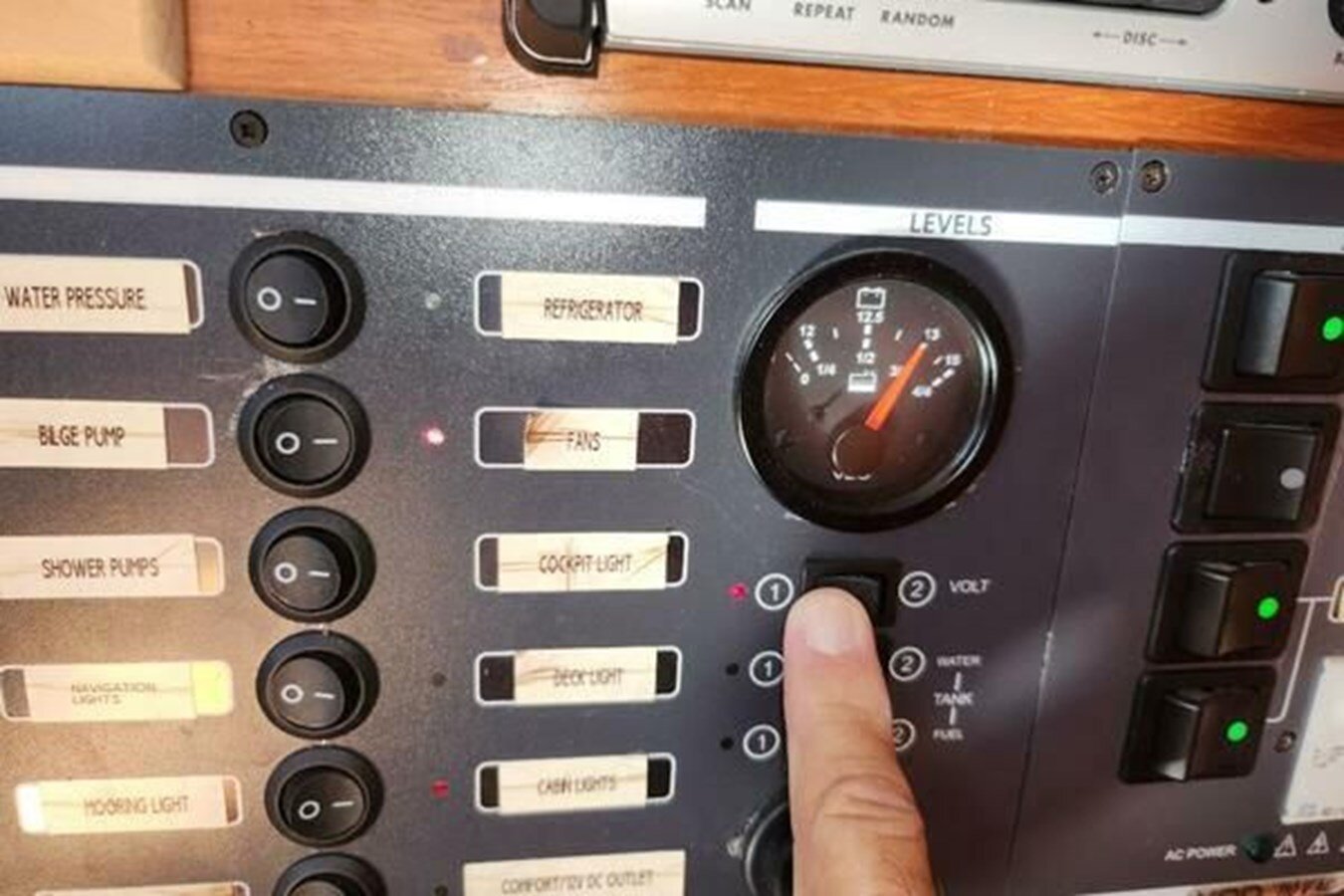 2005-beneteau-43-429bc9