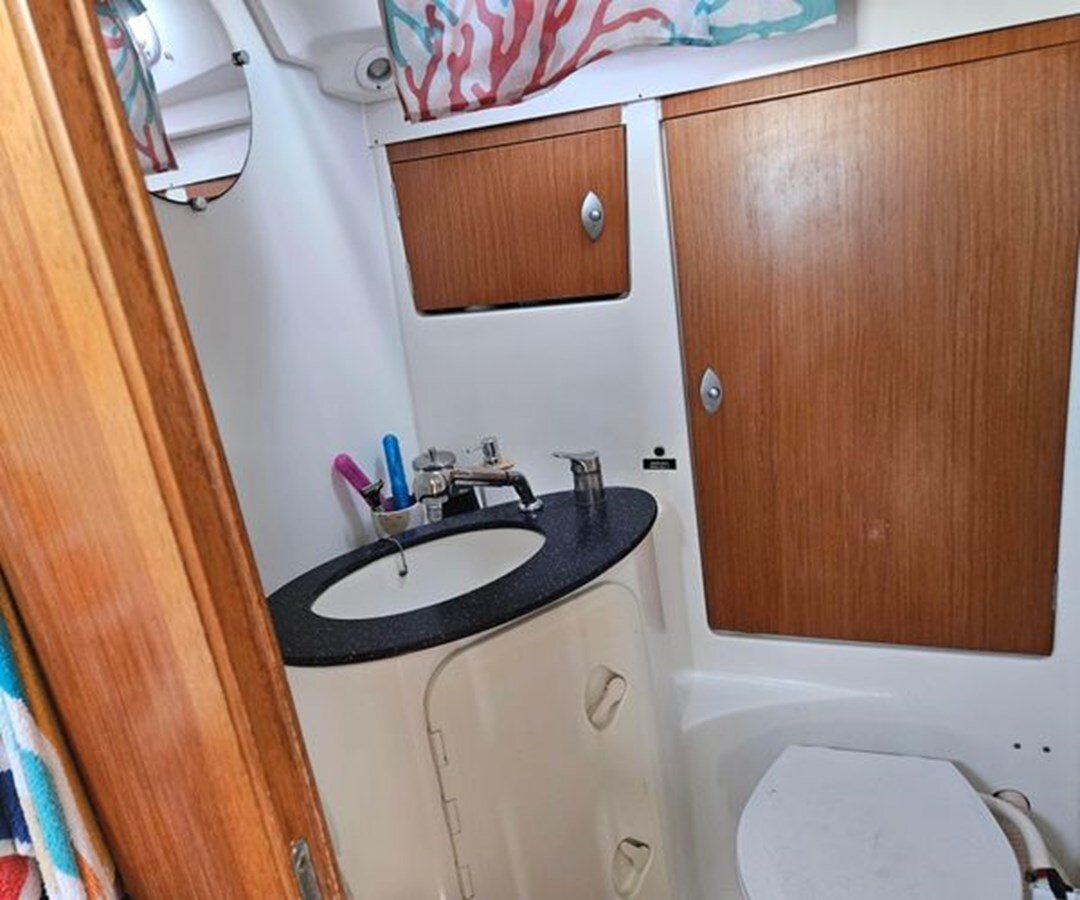 2005-beneteau-43-429bc9