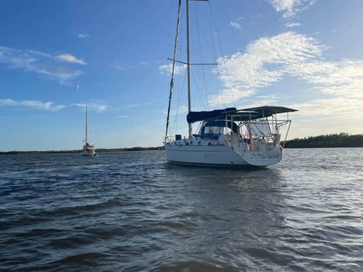 2005-beneteau-43-429bc9