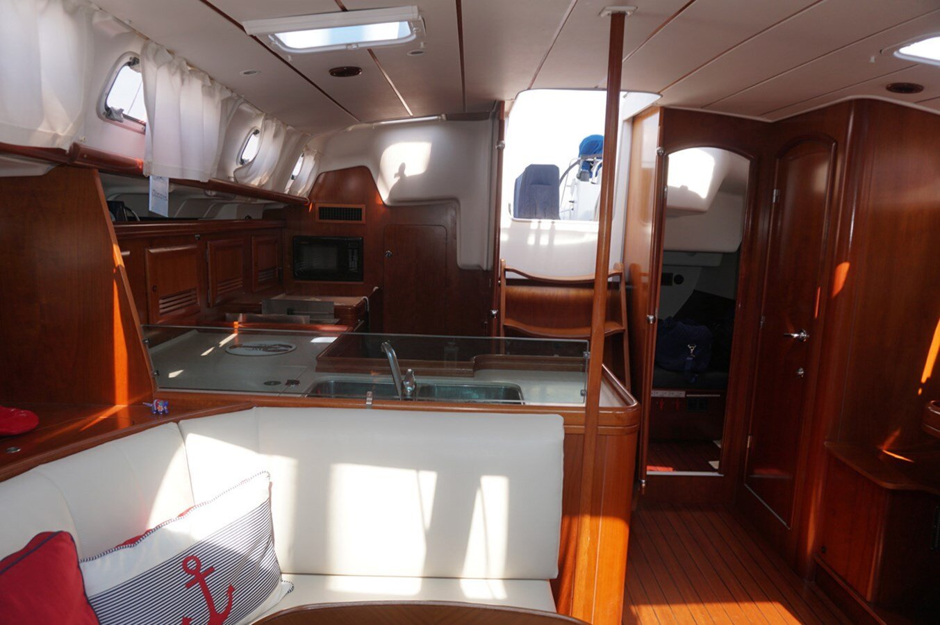 2005-beneteau-46-11-db0f8e