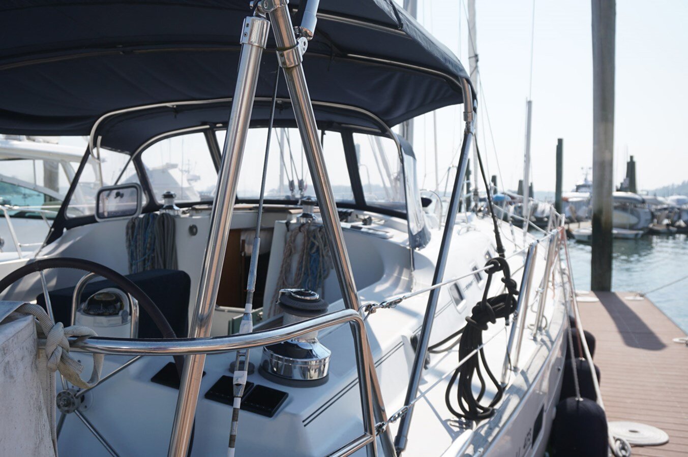 2005-beneteau-46-11-eb32a5