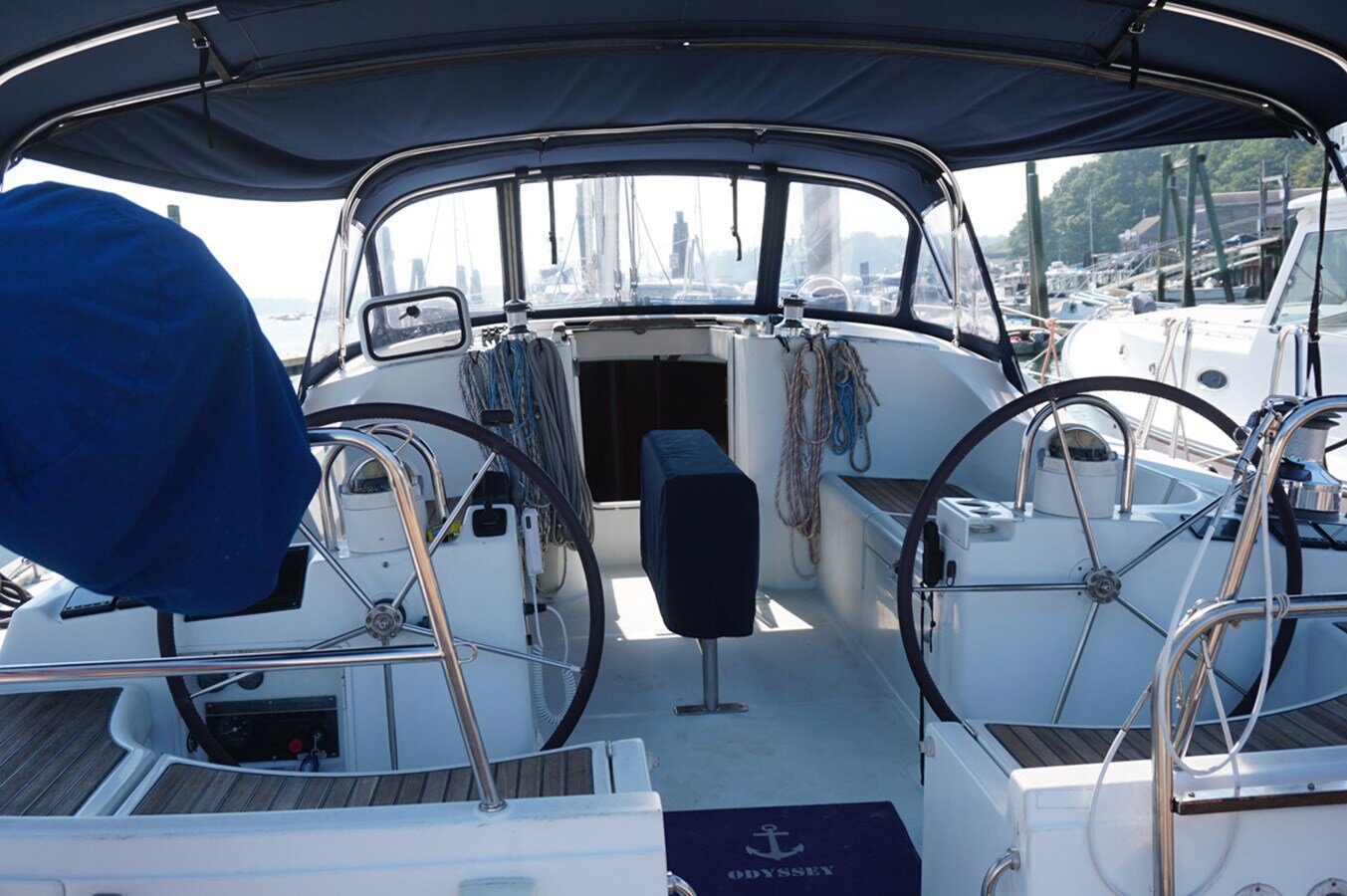 2005-beneteau-46-11-eb32a5