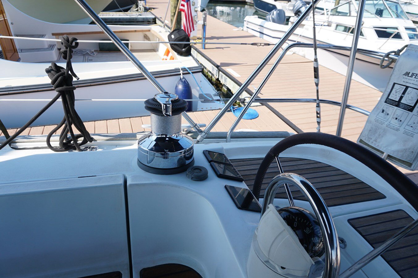 2005-beneteau-46-11-eb32a5